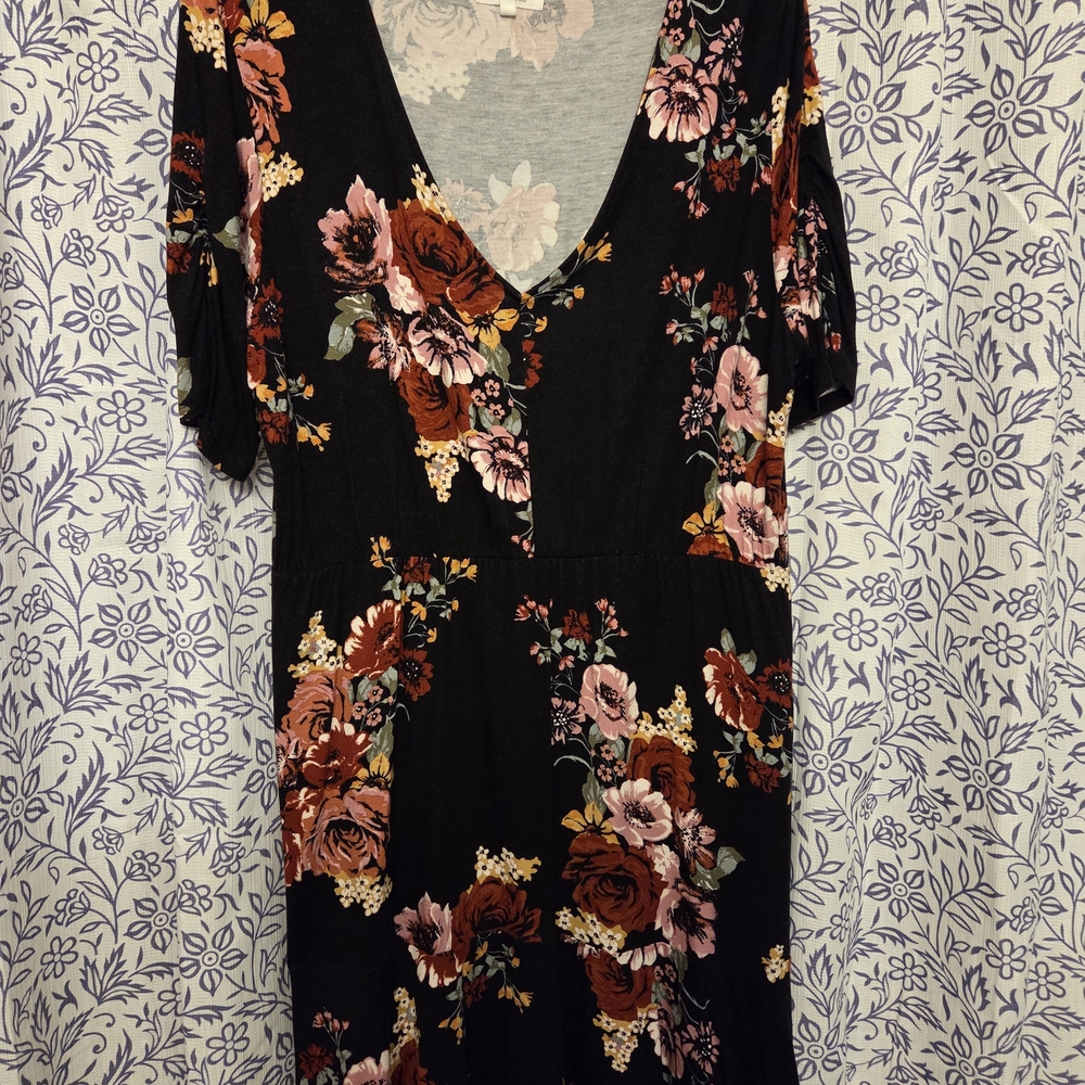 Maurices Black Floral Long Sleeve Dress